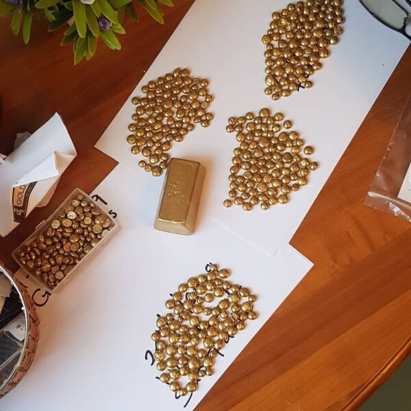 Gold Bars and Nuggets for sale in Tanzania - Africa. 